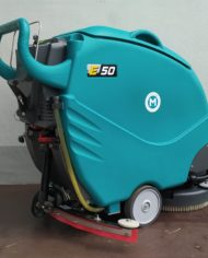 stroj na umyvanie podlahy eureka e50 track
